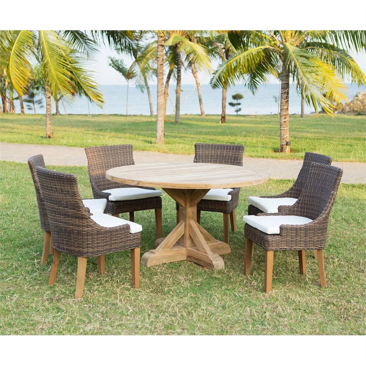 Wood Round Dining Table F32866